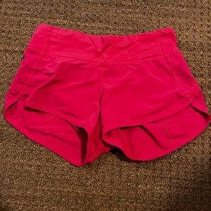 lulu speed up low-rise lines short 2.5 pink